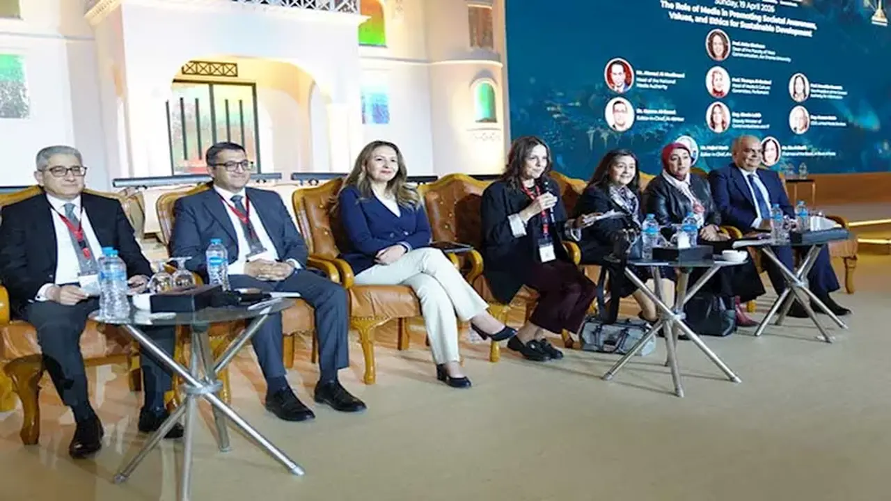 مصلحة المواطن.. الدكتورة ثريا البدوي تدعو لتبني مفهوم جديد في الخطاب الإعلامي